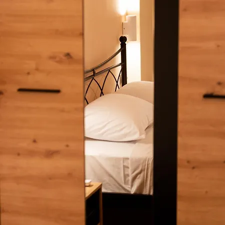 アパート Harmony House *