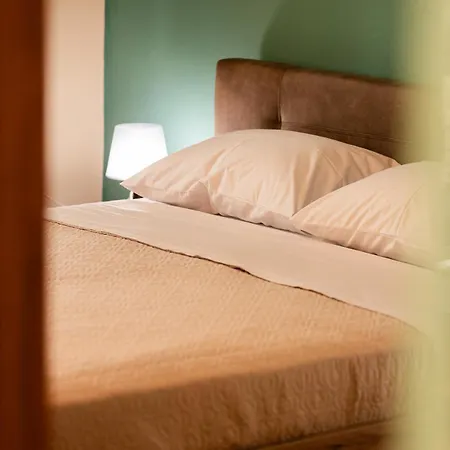 Harmony House カテリーニ