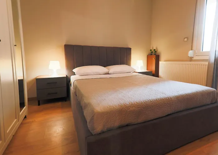 Harmony House 公寓 *